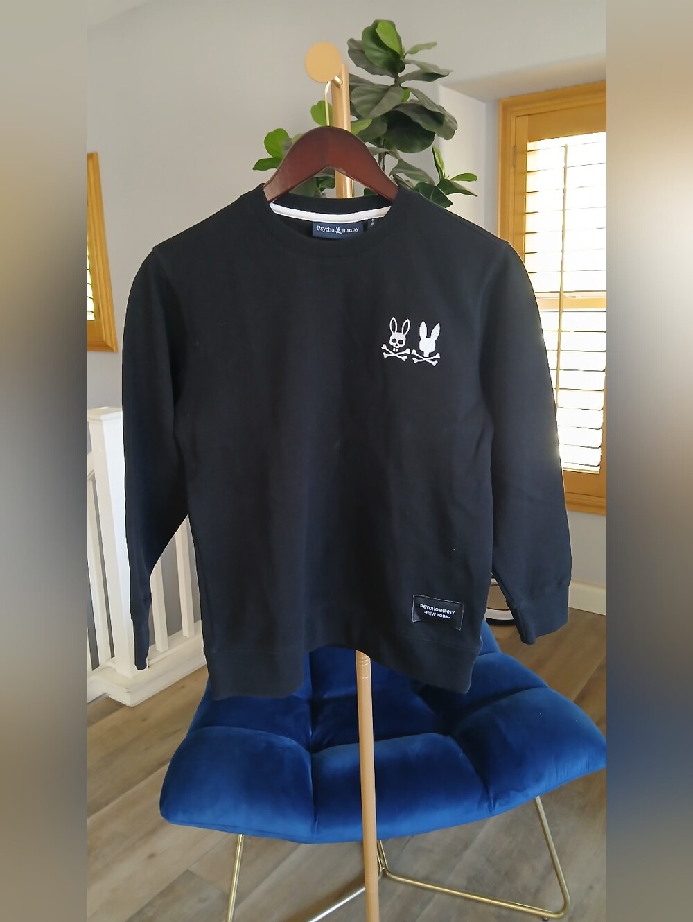 Psycho Bunny Boy's Embroidered Dual Bunny Tee Pullover Sweatshirt.Size 14-16 L-G